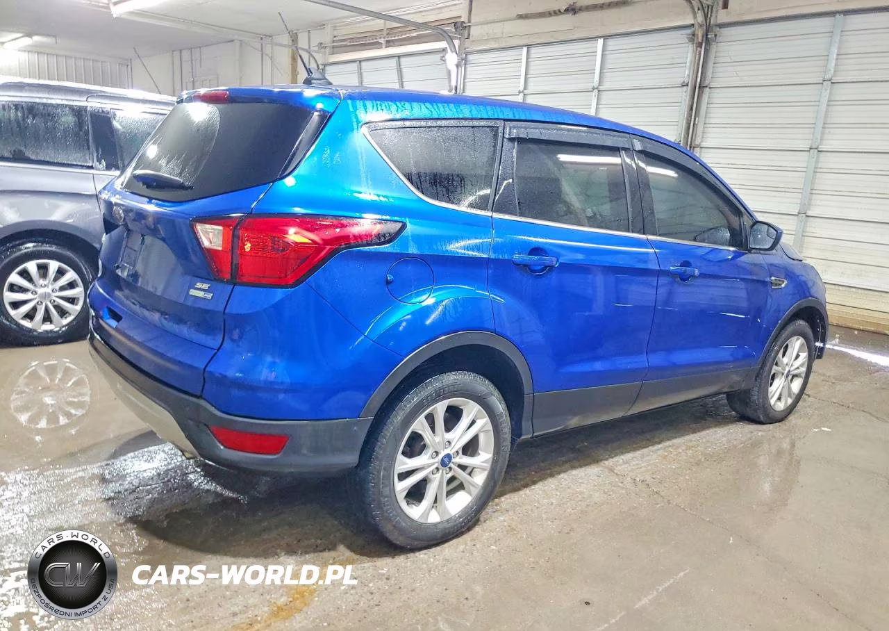 2019 Ford Escape Se VIN:1FMCU9GD9KUA69548 - 3