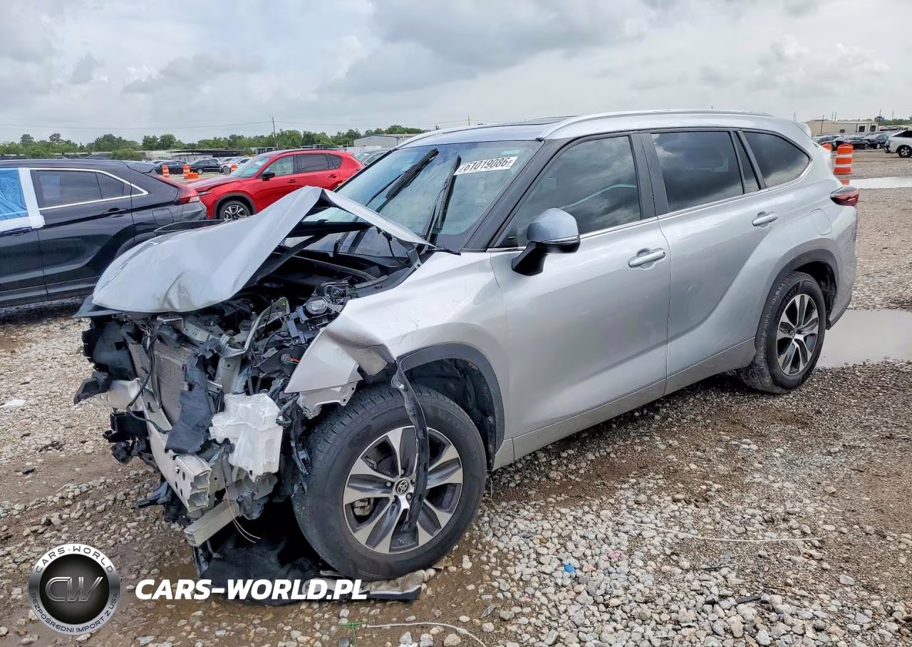 2024 Toyota Highlander Xle