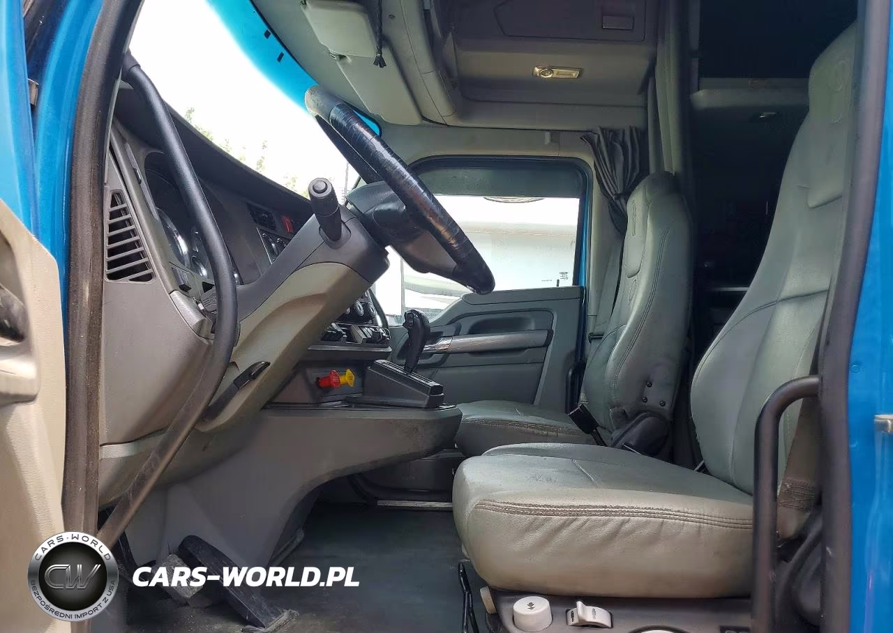 2016 Kenworth Construction T680 VIN:1XKYD49X4GJ499439 - 7
