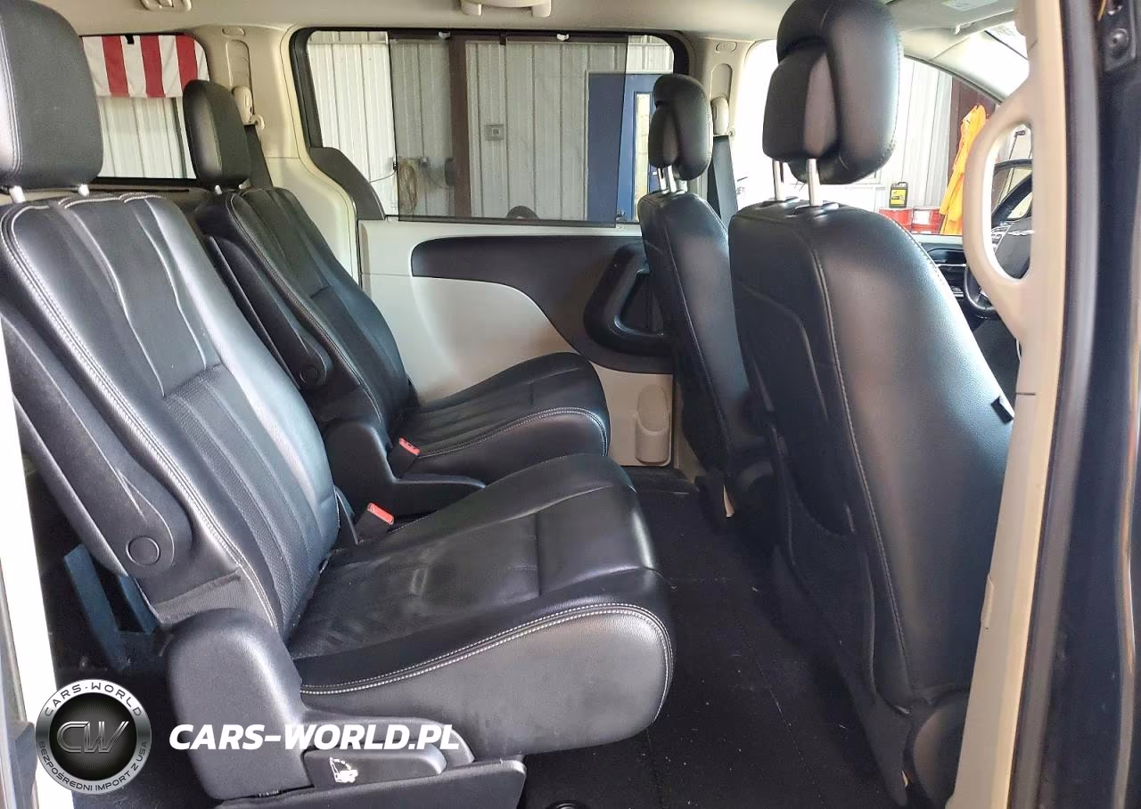2011 Chrysler Town & Country Touring L VIN:2A4RR8DG7BR703729 - 11