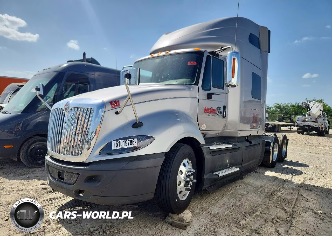 2017 International Prostar Semi Truck – zdjęcie 1 z 14