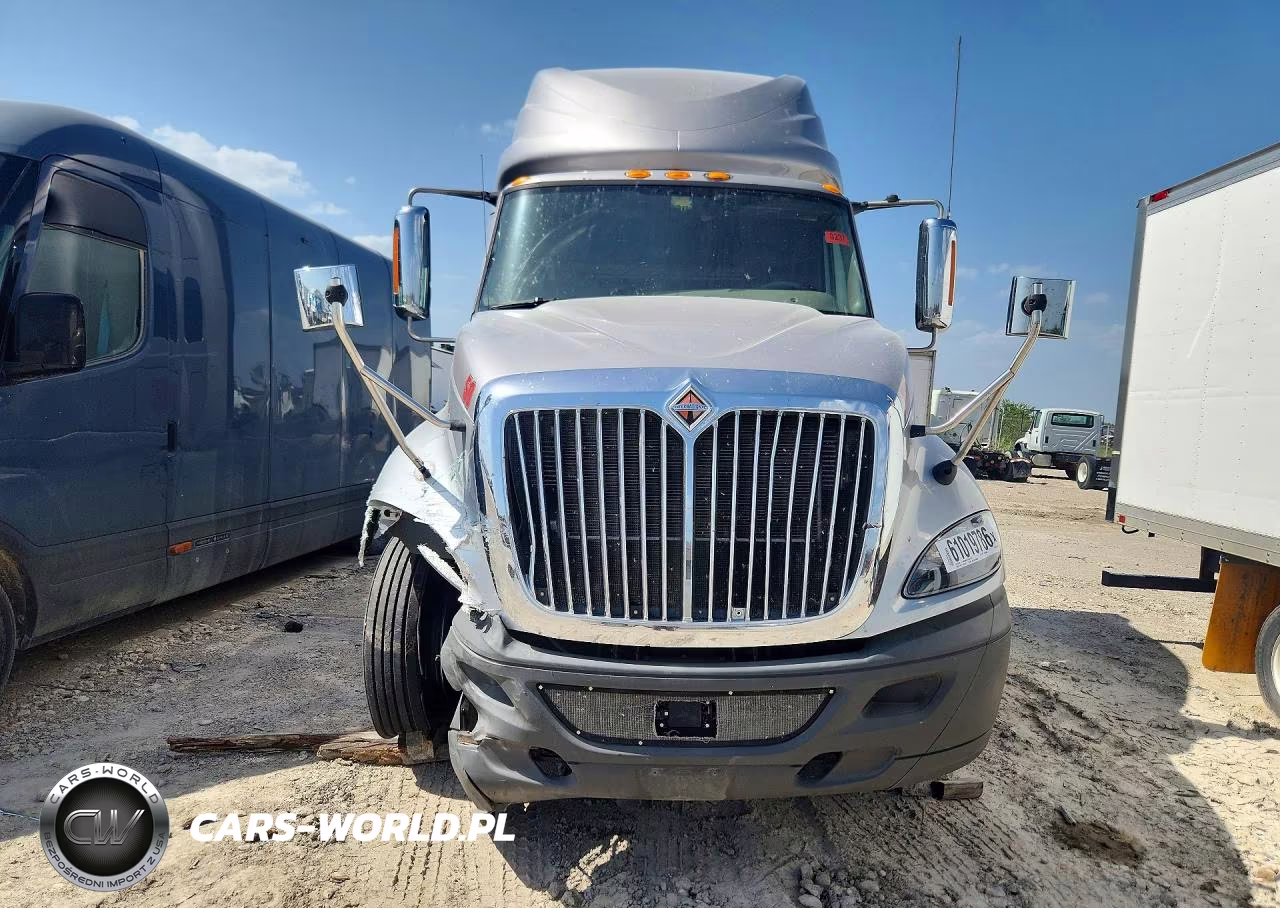 2017 International Prostar Semi Truck VIN:3HSDJAPR2HN679823 - 5