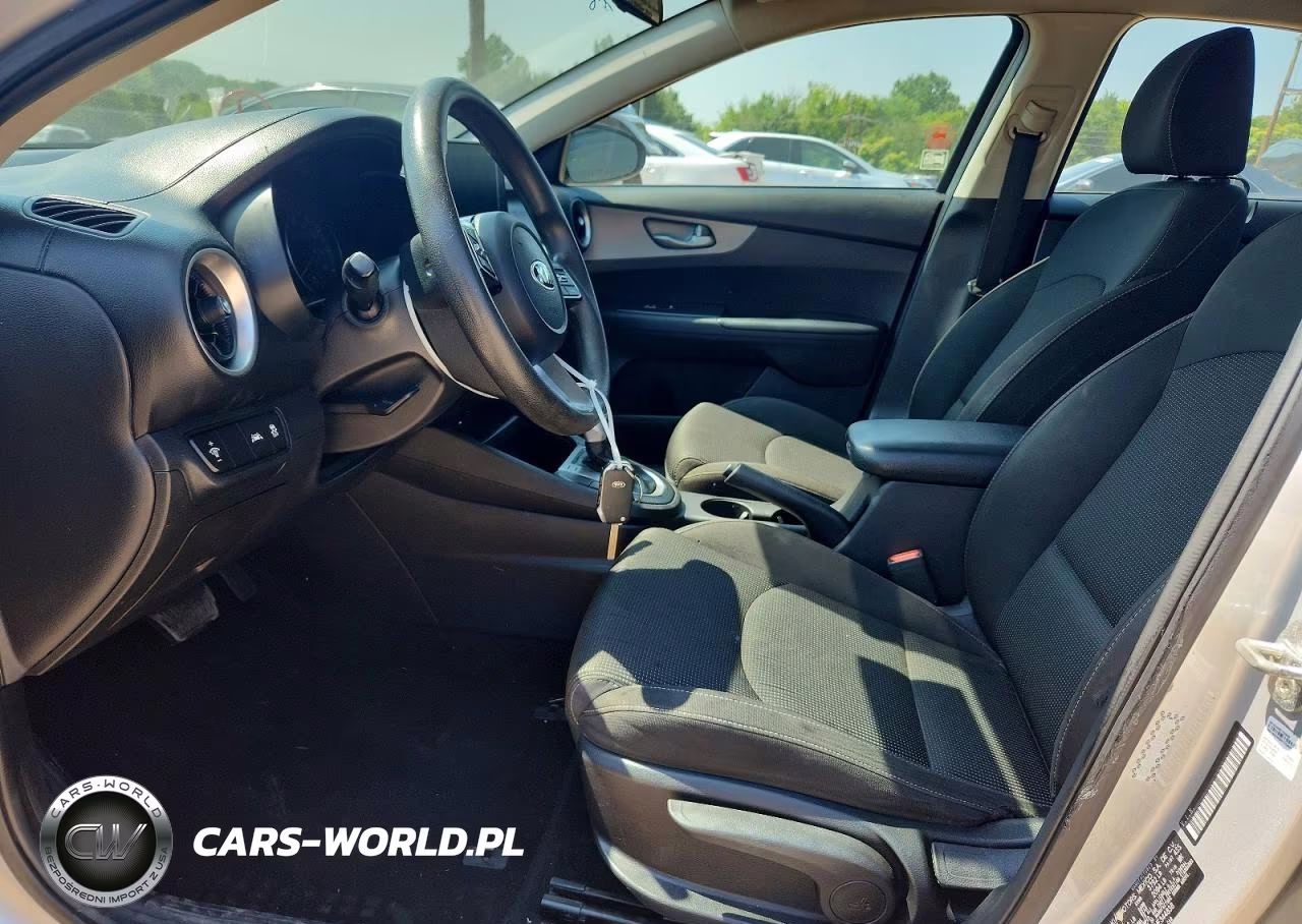 2021 Kia Forte Lxs VIN:3KPF24AD7ME344838 - 7