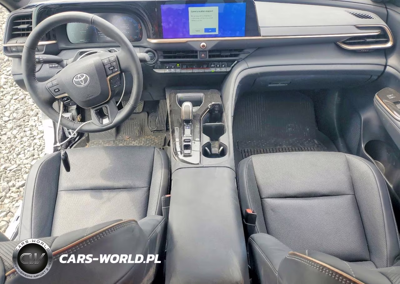 2025 Toyota Crown Platinum VIN:JTDAFAAF8S3013141 - 8