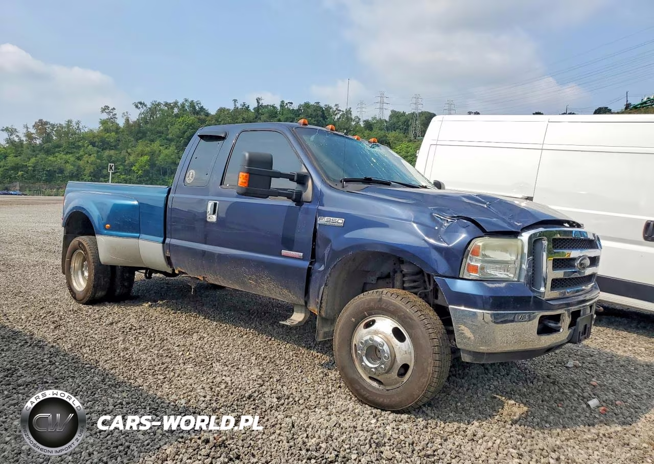 2005 Ford F350 Super Duty VIN:1FTWX33P05EC54978 - 4