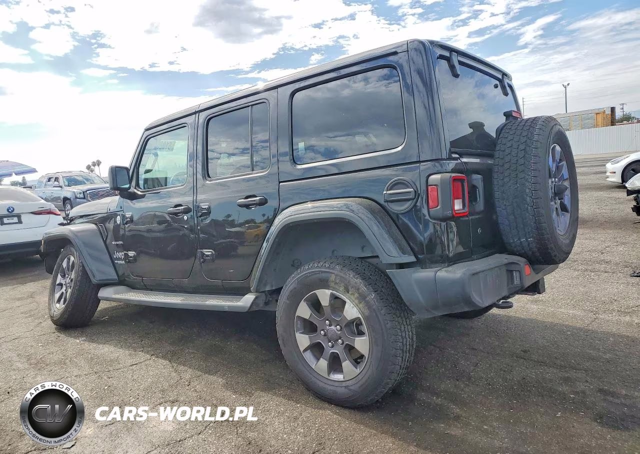 2018 Jeep Wrangler Unlimited Sahara VIN:1C4HJXEN9JW213461 - 2