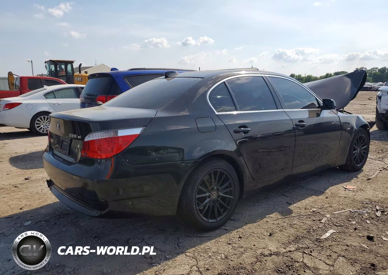 2007 BMW 525 Xi VIN:WBANF33597CW69466 - 3