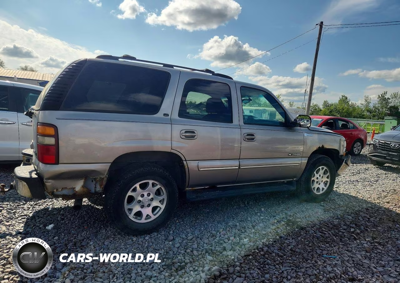 2001 Chevrolet Tahoe K1500 VIN:1GNEK13T31J207299 - 3