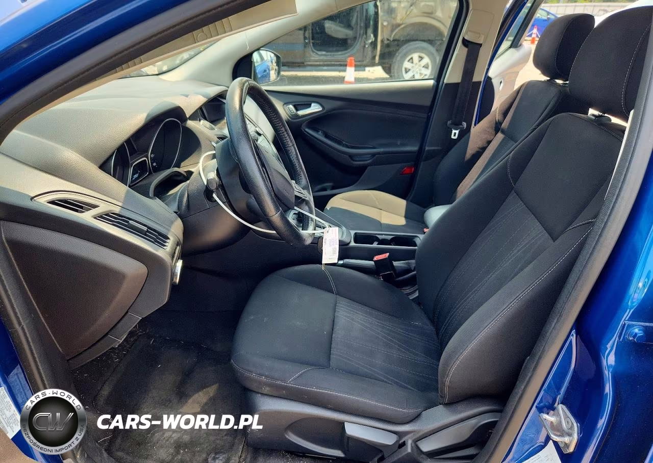 2018 Ford Focus Se VIN:1FADP3K24JL317668 - 7