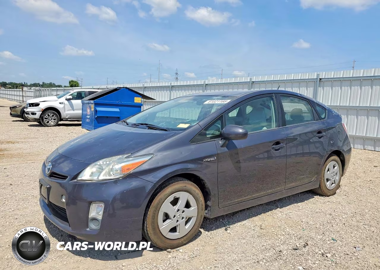 2011 Toyota Prius Two – zdjęcie 1 z 12