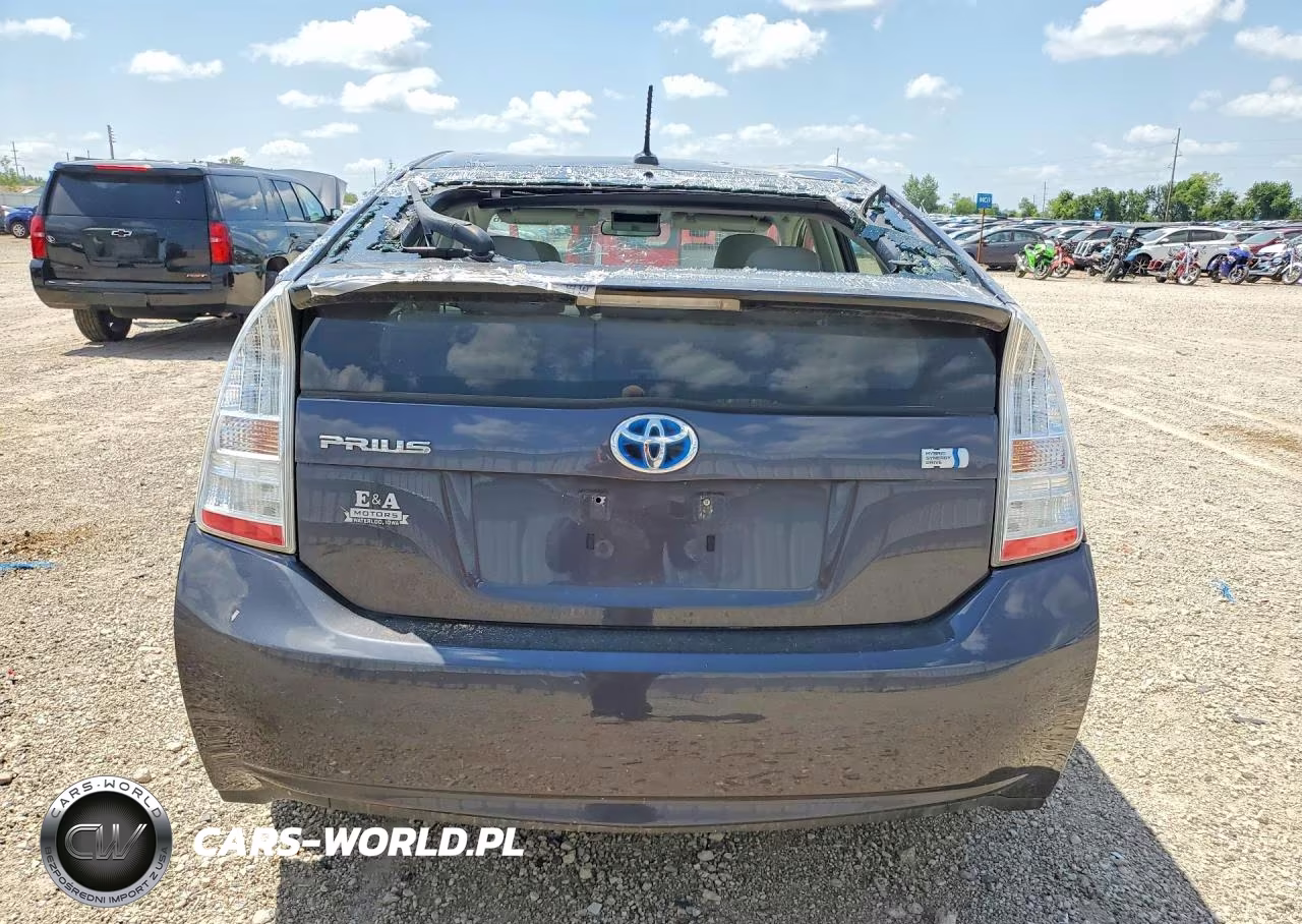 2011 Toyota Prius Two VIN:JTDKN3DU2B5372177 - 6