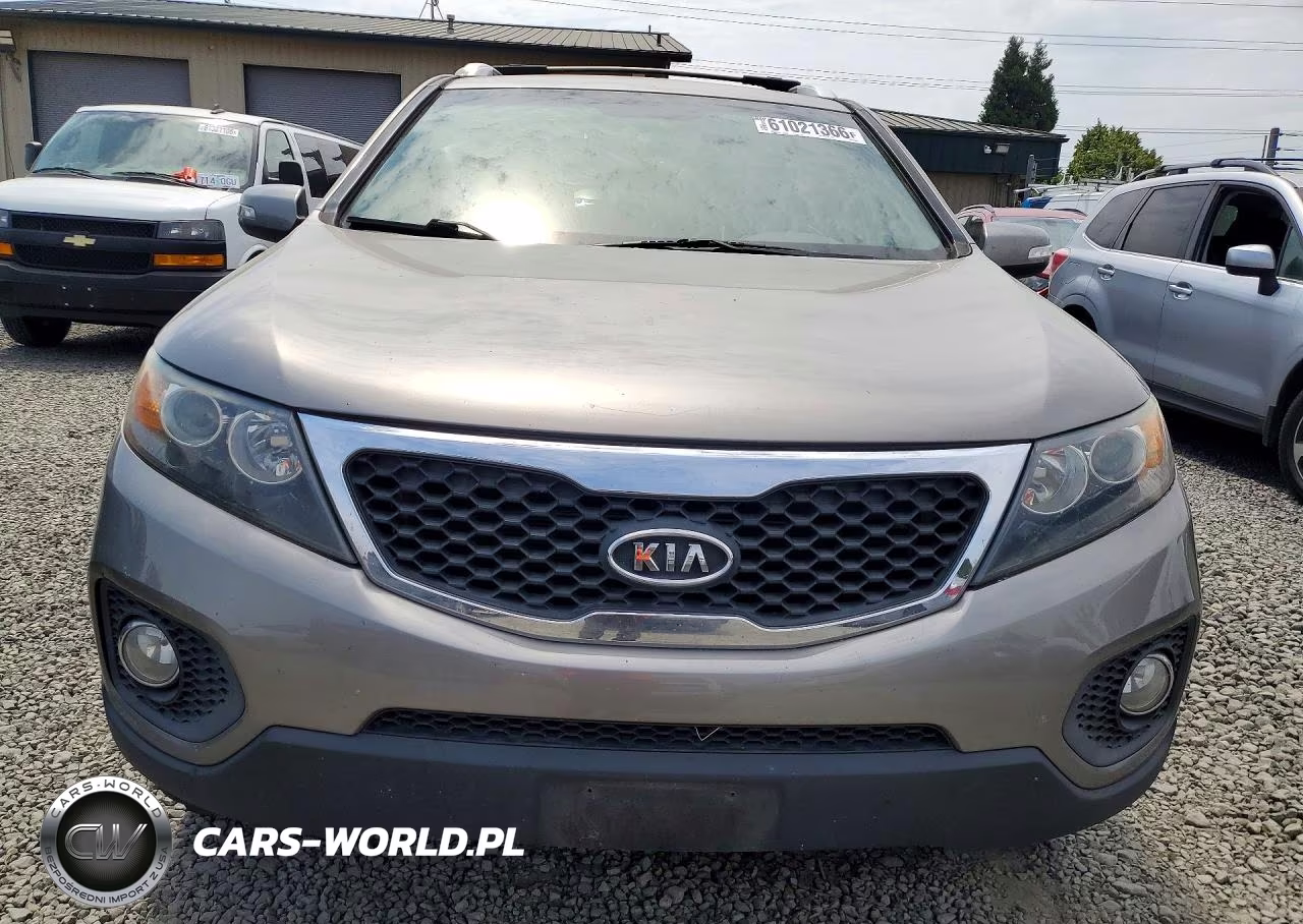 2012 Kia Sorento VIN:5XYKT3A64CG265930 - 5