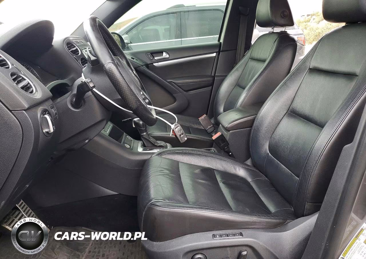 2014 Volkswagen Tiguan S VIN:WVGBV3AX5EW560099 - 7