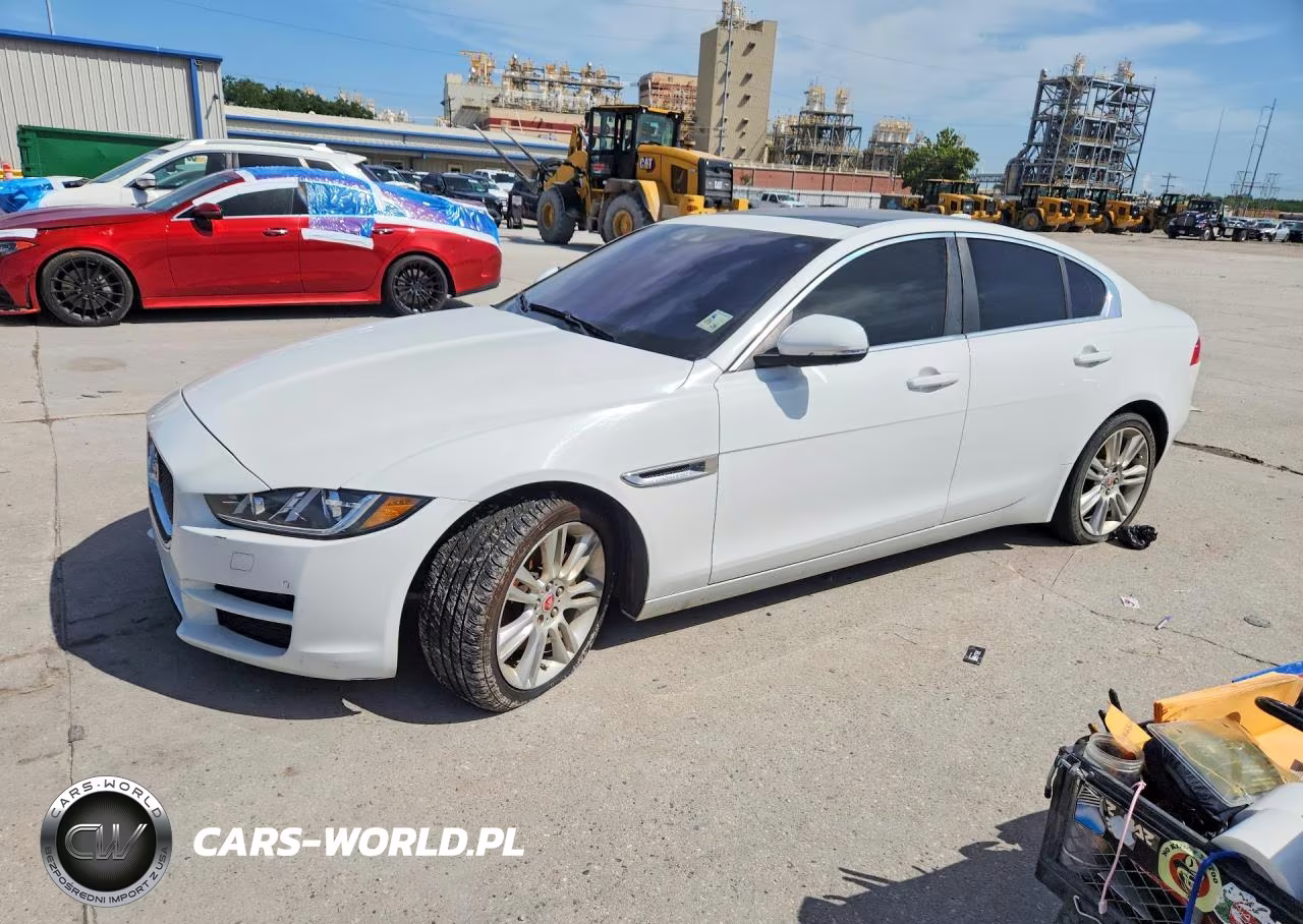 2019 Jaguar Xe Premium