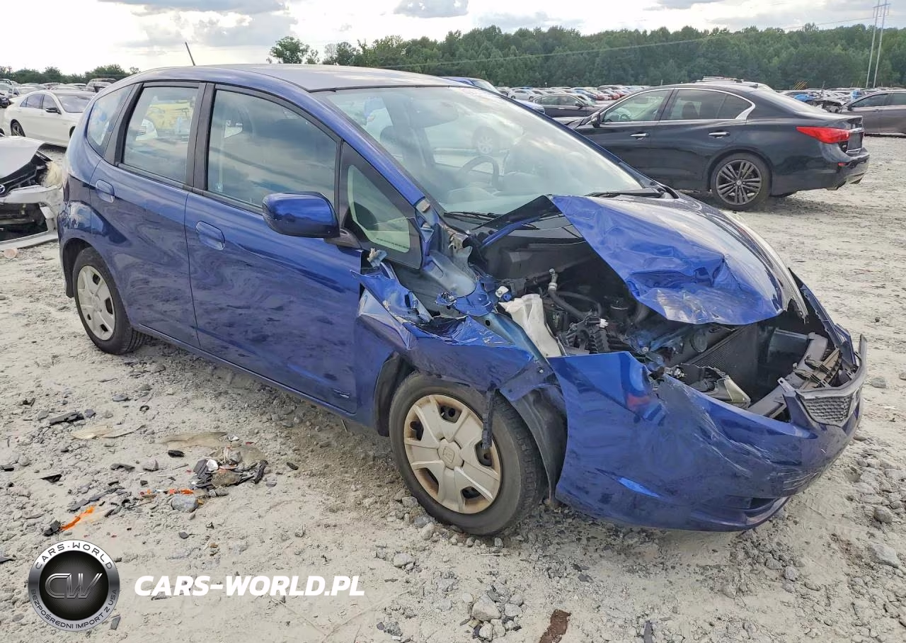 2013 Honda Fit VIN:JHMGE8G34DC023847 - 4