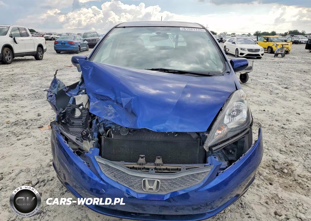 2013 Honda Fit VIN:JHMGE8G34DC023847 - 5