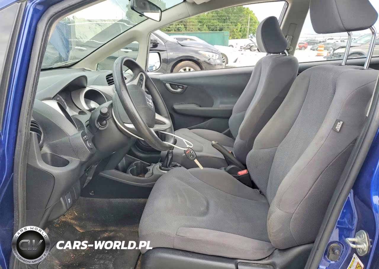 2013 Honda Fit VIN:JHMGE8G34DC023847 - 7