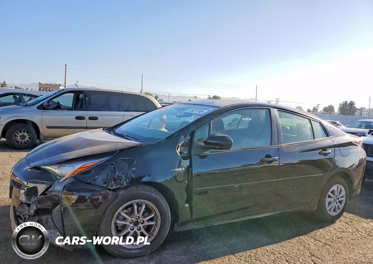 2016 Toyota Prius Two – zdjęcie 1 z 12