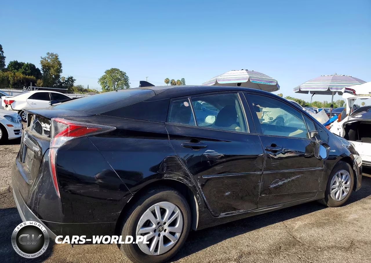 2016 Toyota Prius Two VIN:JTDKBRFUXG3010786 - 3