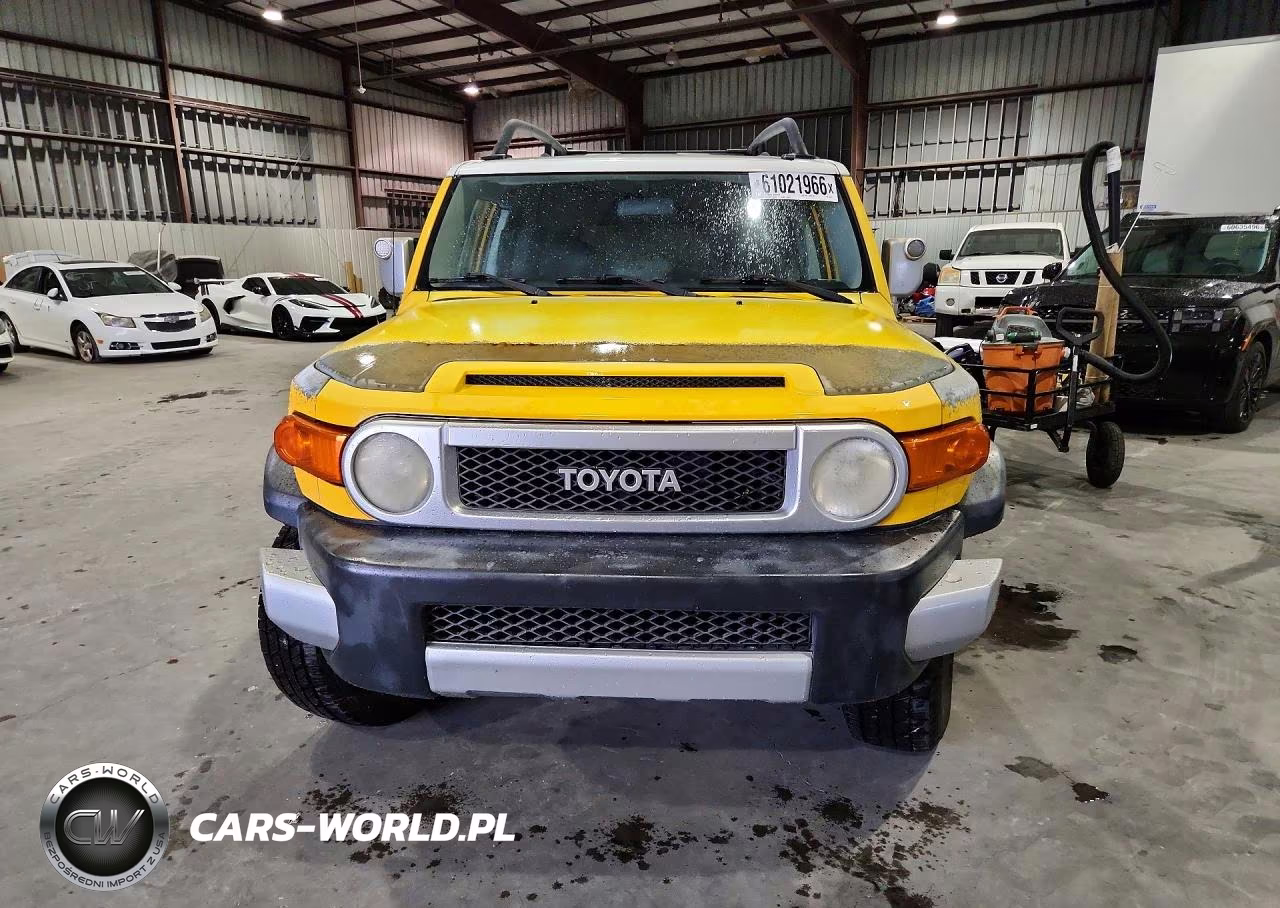 2008 Toyota Fj Cruiser Base VIN:JTEZU11F08K007451 - 5