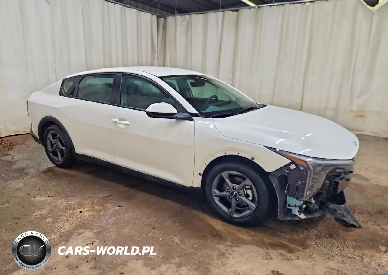 2026 Kia K4 Lxs VIN:3KPFT4DE4TE257527 - 4