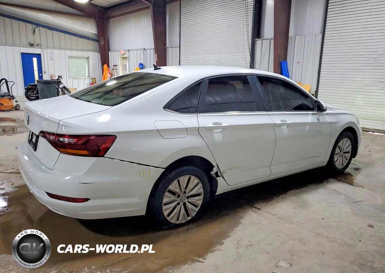2019 Volkswagen Jetta S VIN:3VWC57BU3KM190932 - 3
