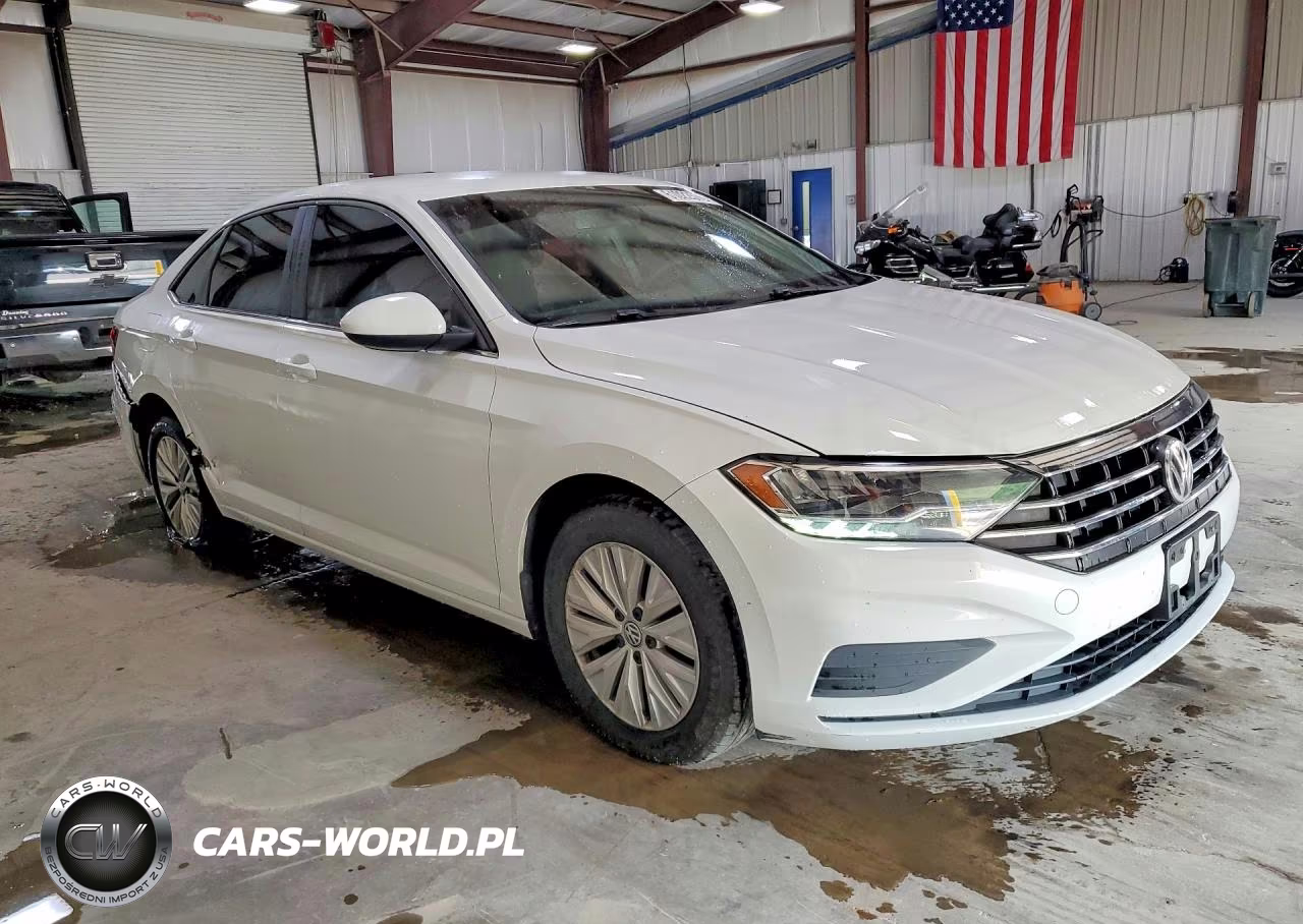2019 Volkswagen Jetta S VIN:3VWC57BU3KM190932 - 4