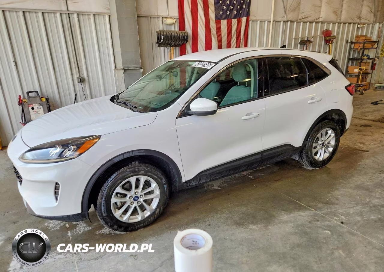2020 Ford Escape Se