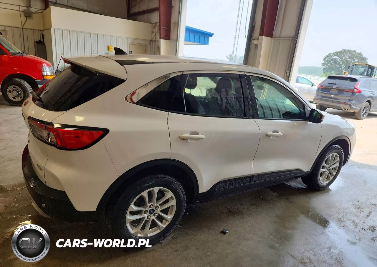 2020 Ford Escape Se VIN:1FMCU9G66LUA09214 - 3
