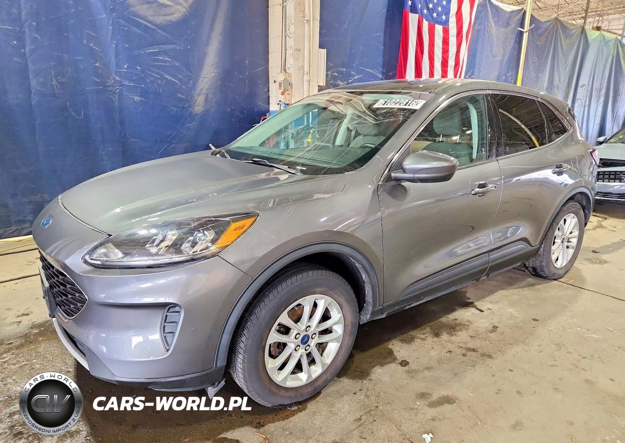 2021 Ford Escape Se