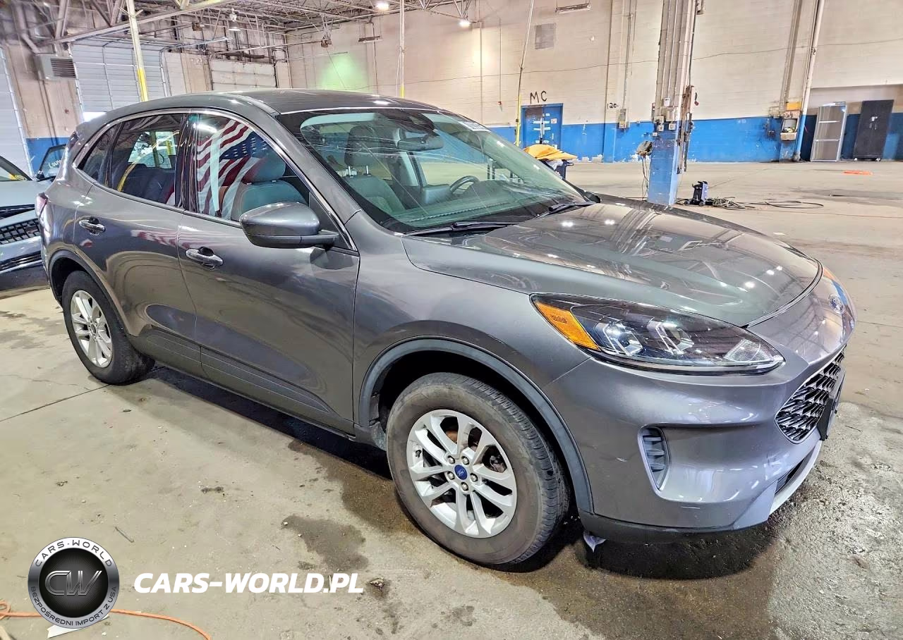 2021 Ford Escape Se VIN:1FMCU0G67MUA68852 - 4