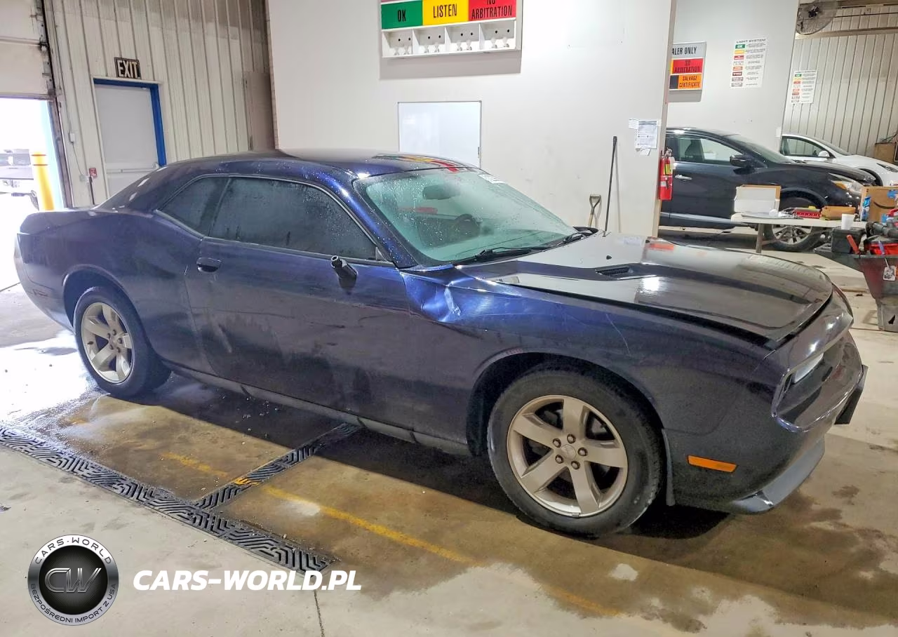 2012 Dodge Challenger Sxt VIN:2C3CDYAGXCH181186 - 4