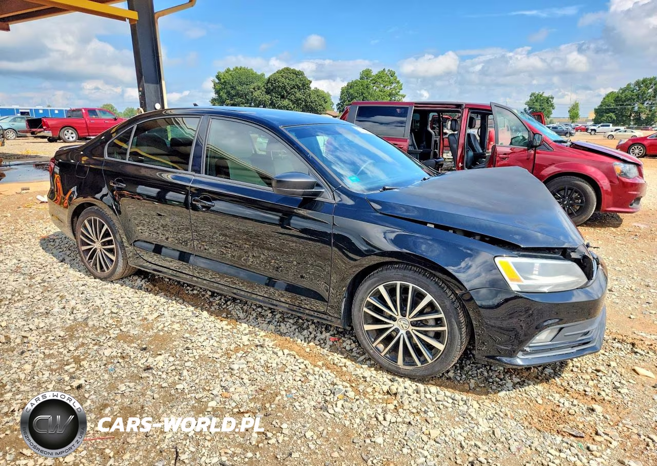 2016 Volkswagen Jetta Sport VIN:3VWB17AJ0GM384386 - 4