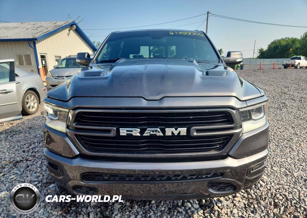 2020 Ram 1500 Laramie VIN:1C6SRFJT0LN196367 - 5