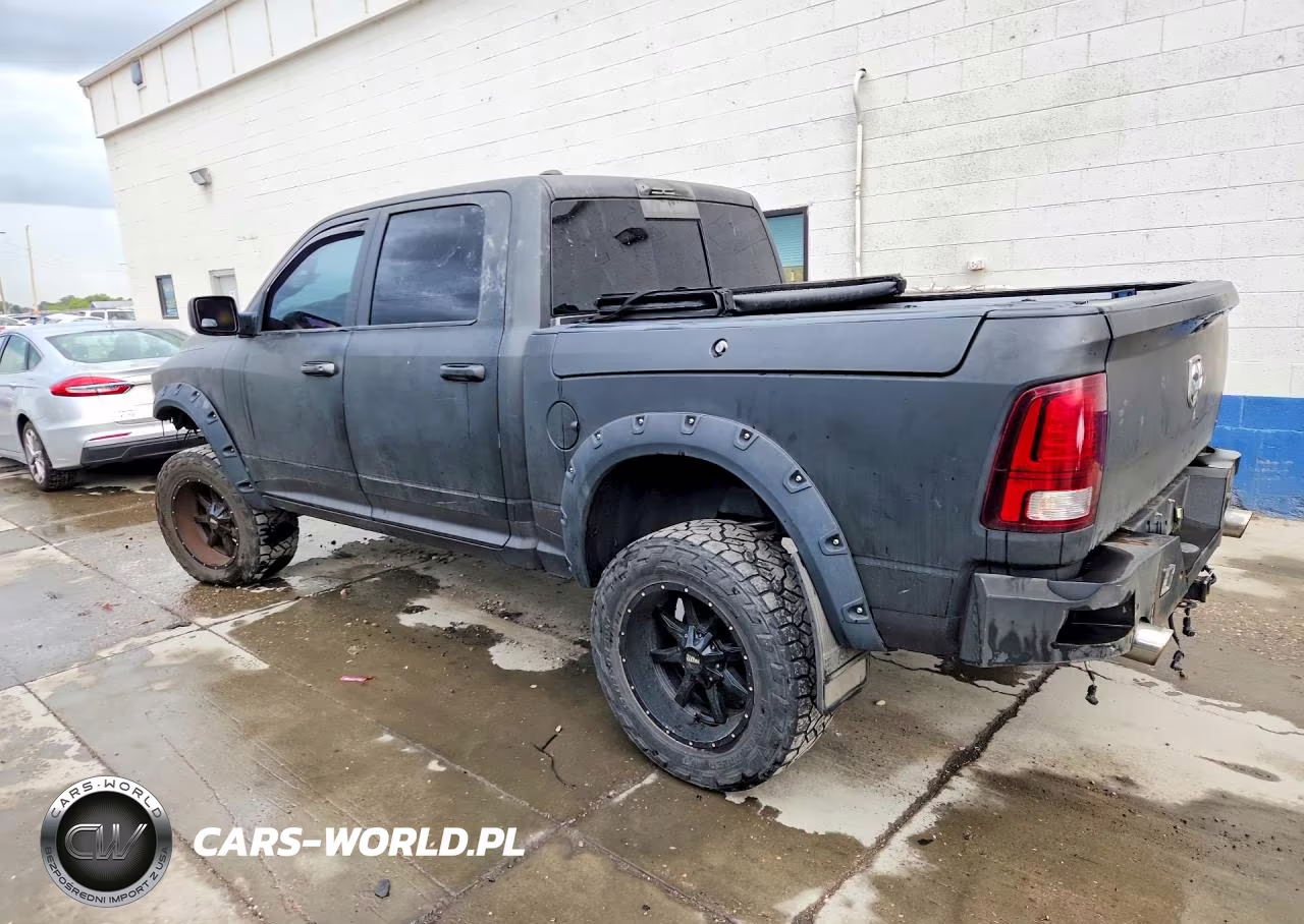 2017 Ram 1500 Sport VIN:1C6RR7MT4HS664268 - 2