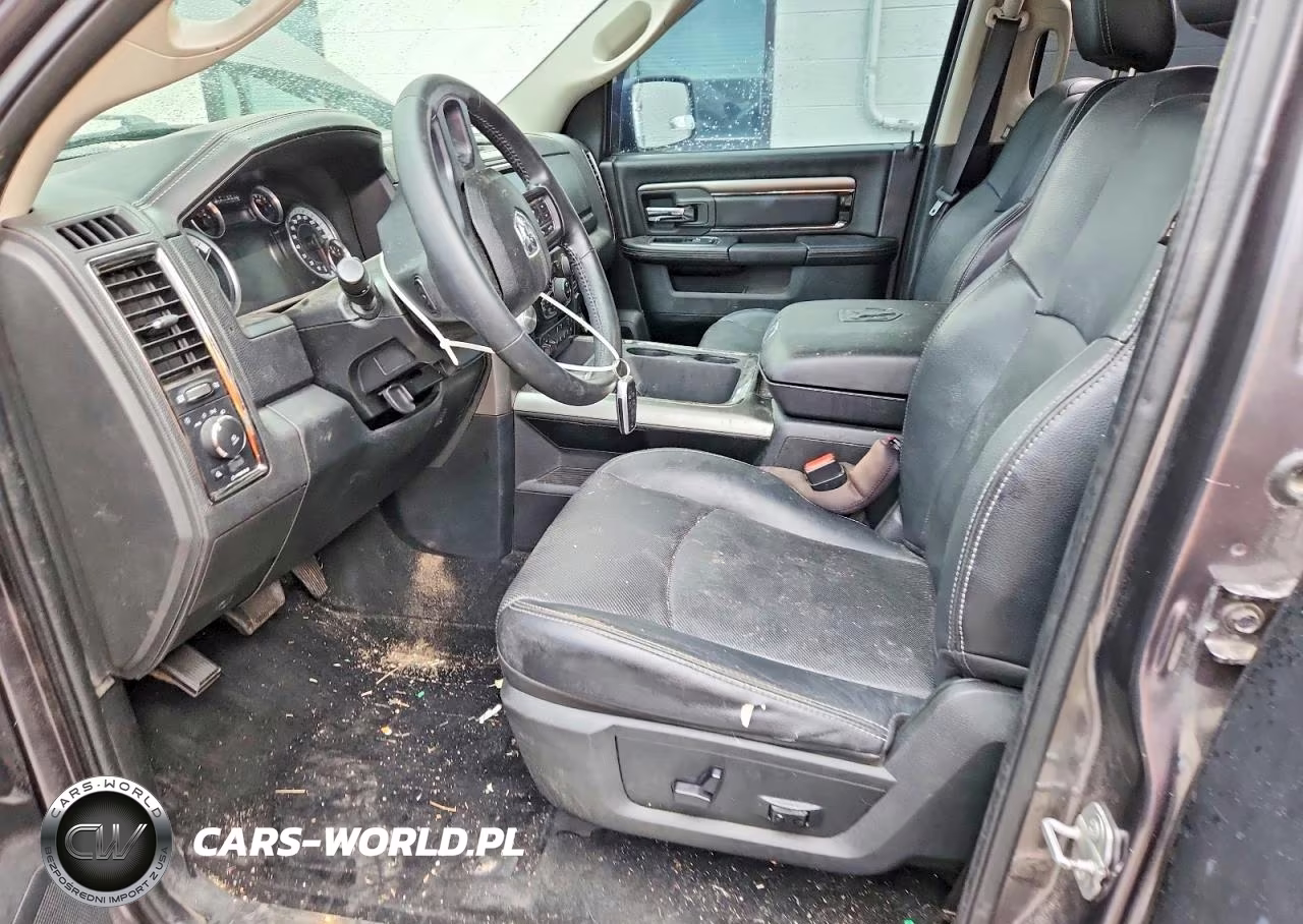2017 Ram 1500 Sport VIN:1C6RR7MT4HS664268 - 7