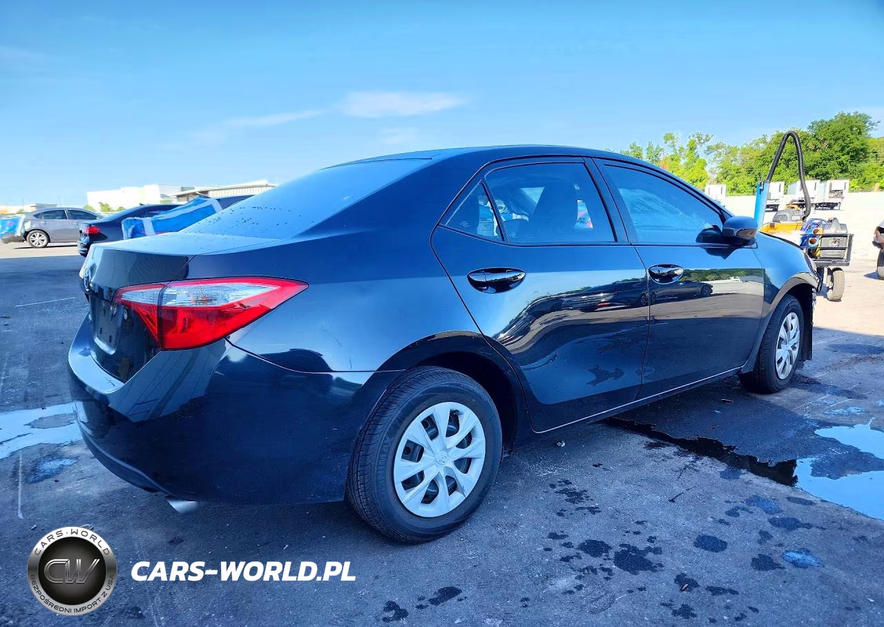 2015 Toyota Corolla L VIN:2T1BURHE3FC296180 - 3