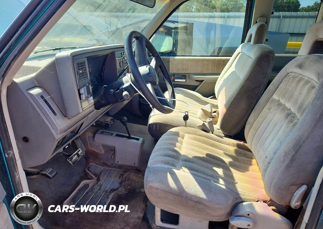 1994 Chevrolet Gmt-400 K2500 VIN:1GCFK29K3RE265953 - 7