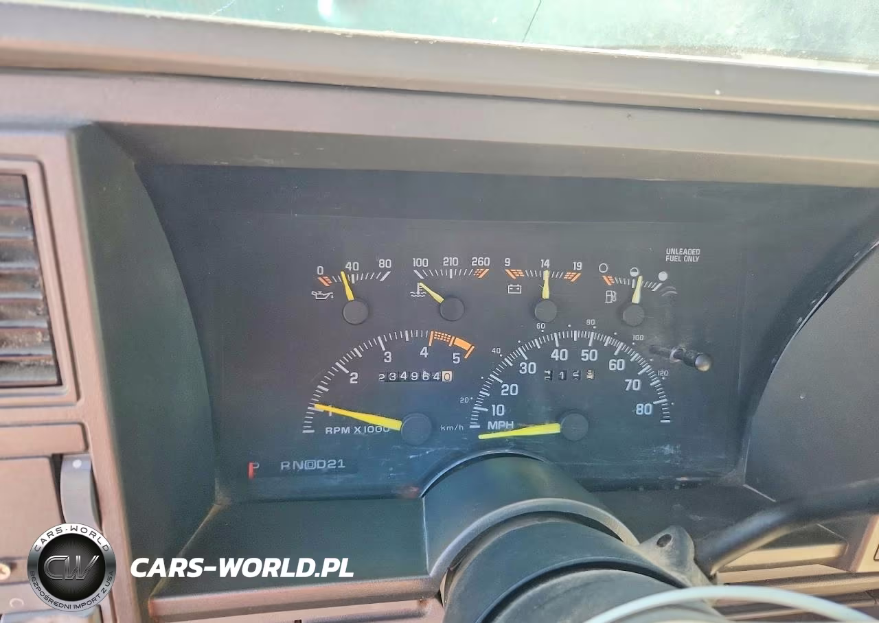 1994 Chevrolet Gmt-400 K2500 VIN:1GCFK29K3RE265953 - 9