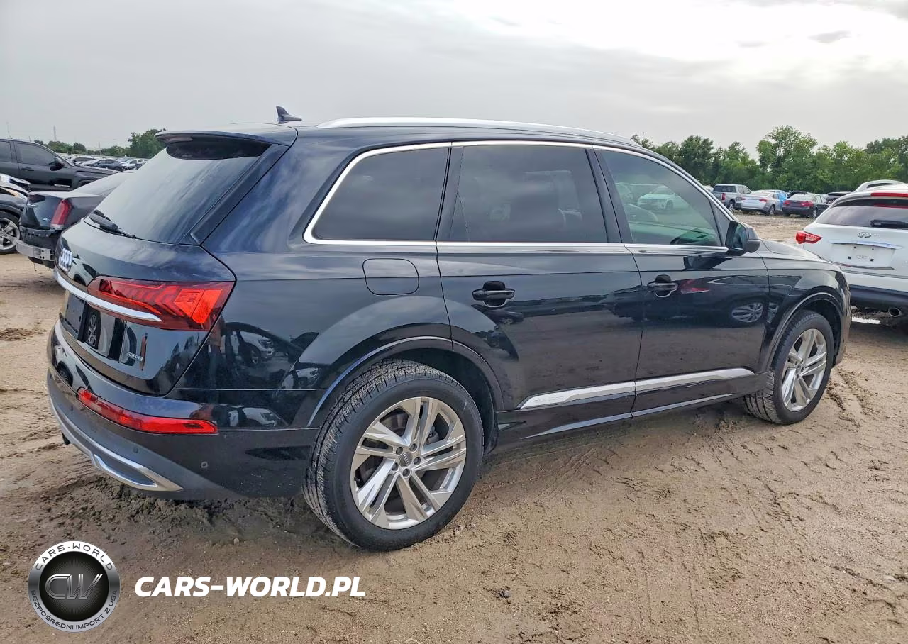 2020 Audi Q7 Premium Plus VIN:WA1LXAF71LD004584 - 3