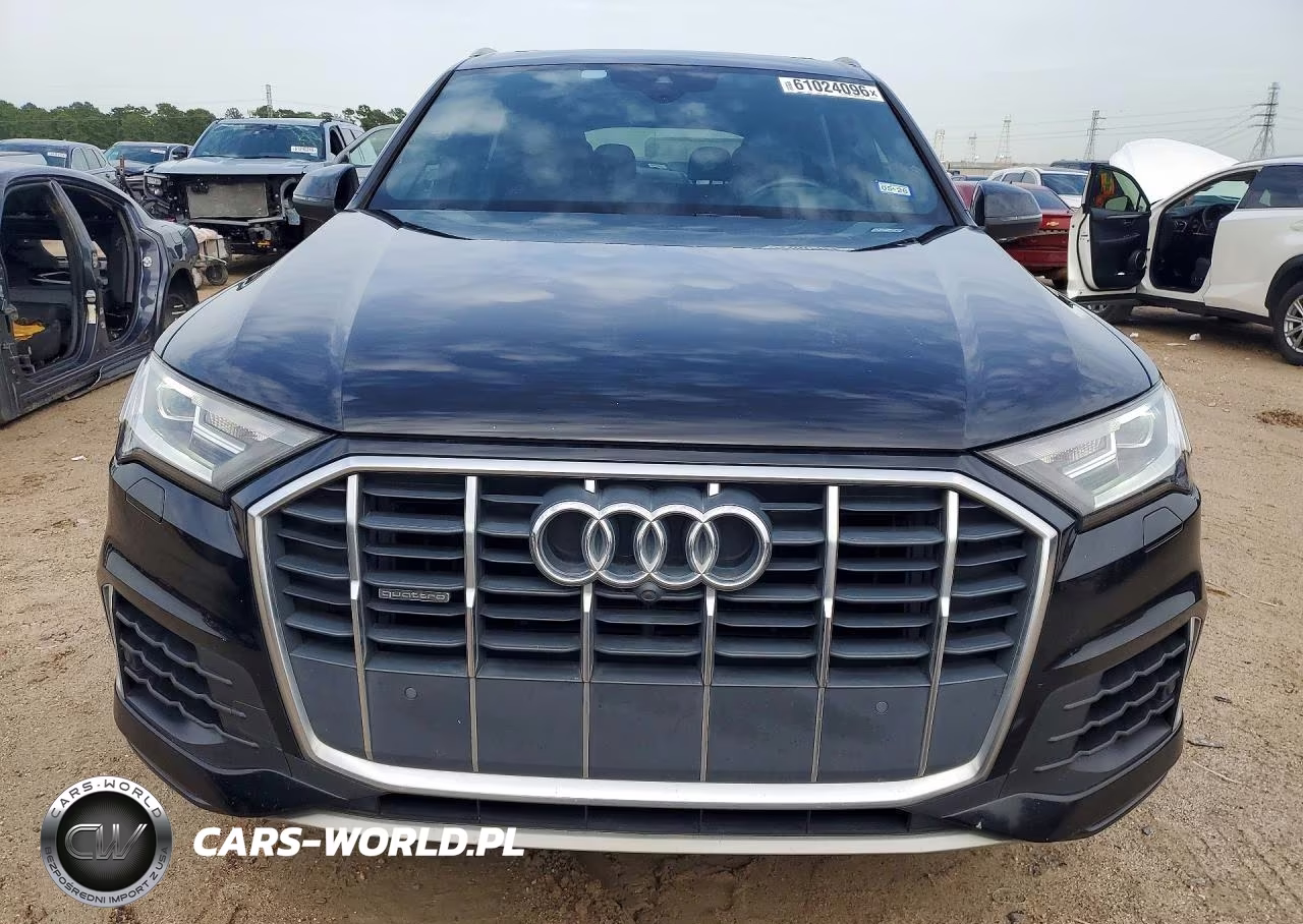 2020 Audi Q7 Premium Plus VIN:WA1LXAF71LD004584 - 5