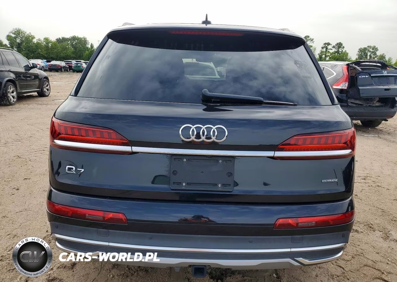 2020 Audi Q7 Premium Plus VIN:WA1LXAF71LD004584 - 6