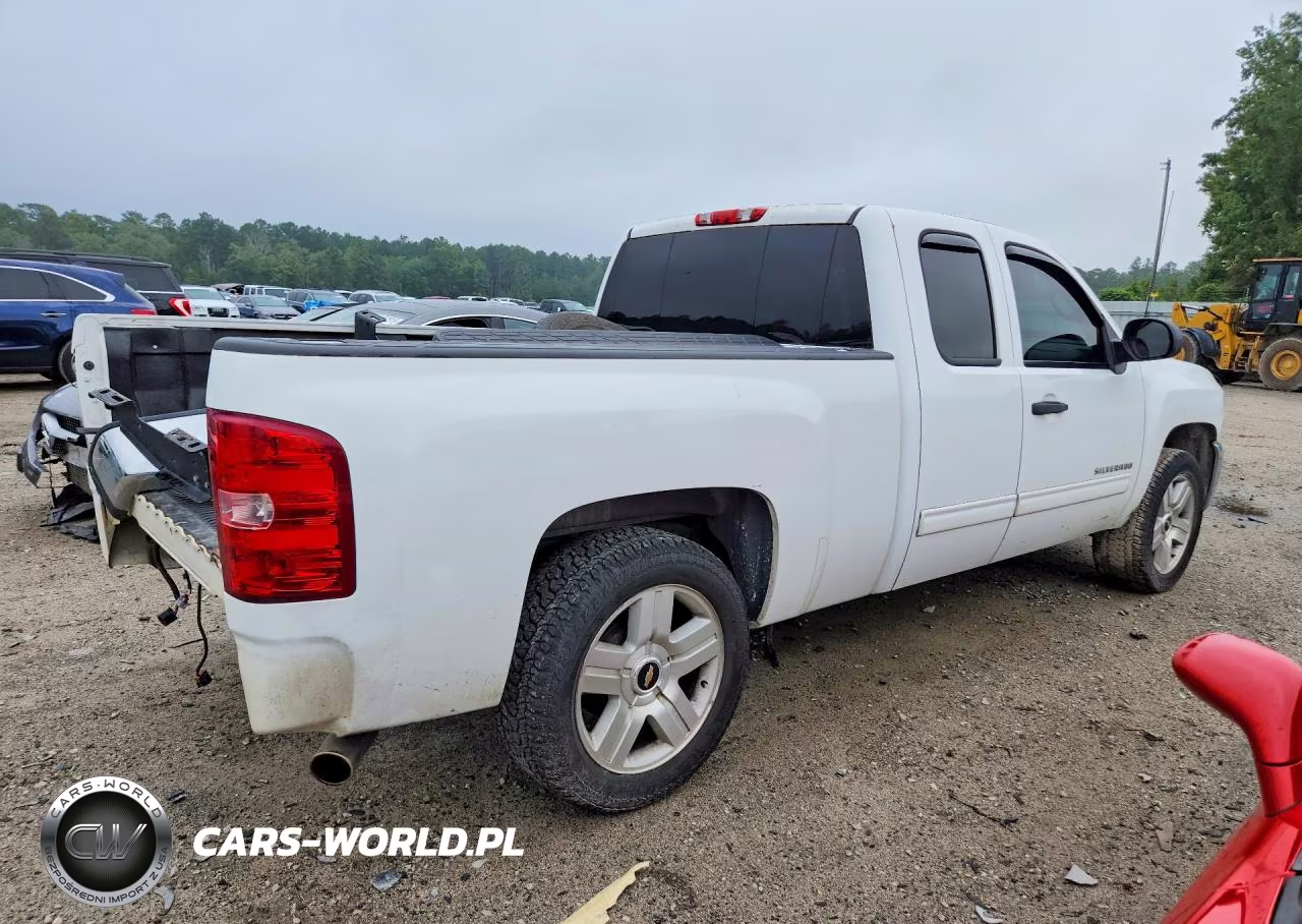 2013 Chevrolet Silverado C1500 Lt VIN:1GCRCSEAXDZ208951 - 3