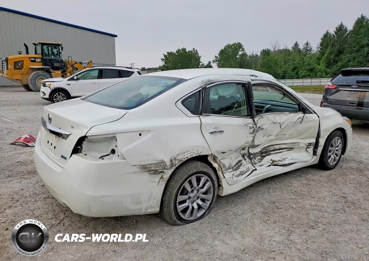 2013 Nissan Altima 2.5 VIN:1N4AL3AP7DN420023 - 3