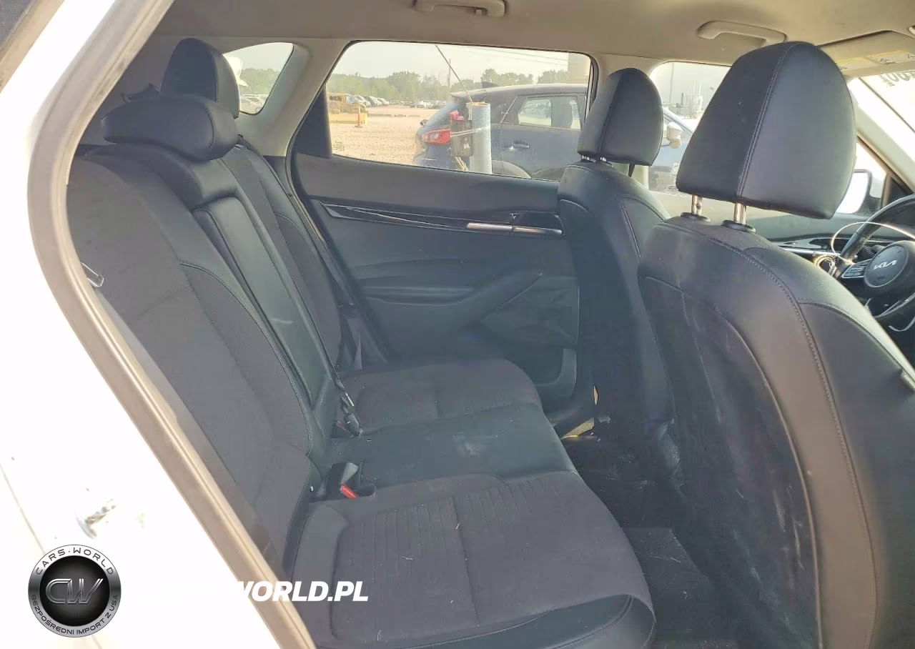 2023 Kia Seltos S VIN:KNDEU2AA4P7402165 - 11