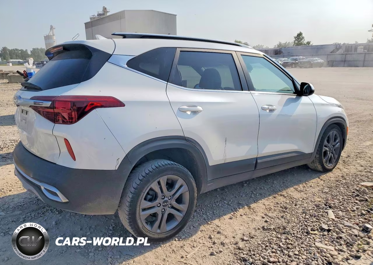 2023 Kia Seltos S VIN:KNDEU2AA4P7402165 - 3