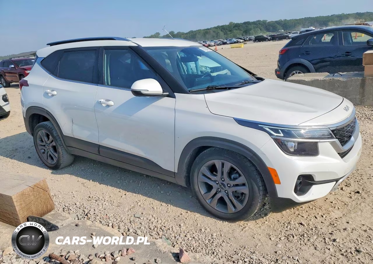 2023 Kia Seltos S VIN:KNDEU2AA4P7402165 - 4