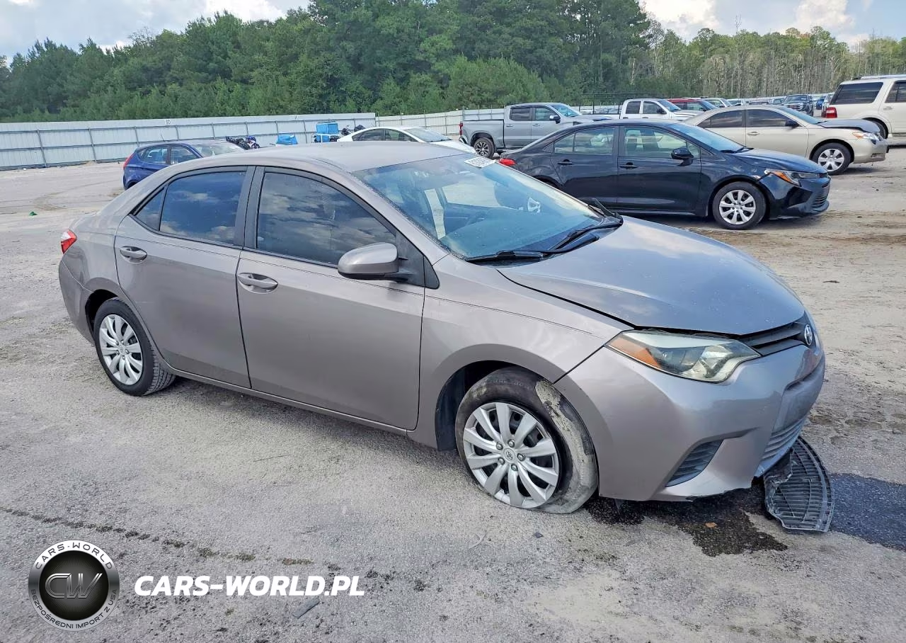 2014 Toyota Corolla Le VIN:5YFBURHE2EP040739 - 4