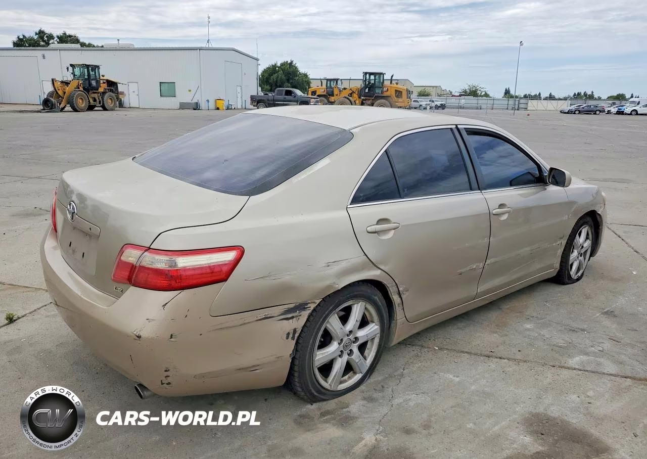 2009 Toyota Camry Le VIN:4T1BE46K19U822141 - 3