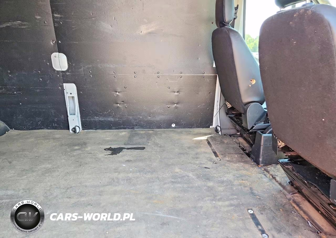 2020 Ford Transit 250 Delivery Van VIN:1FTBR1C82LKB44969 - 11